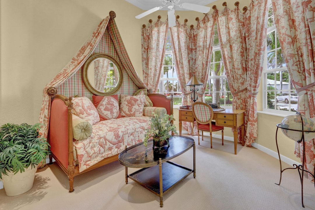 For Rent: $12,500 (3 beds, 2 baths, 2540 Square Feet)