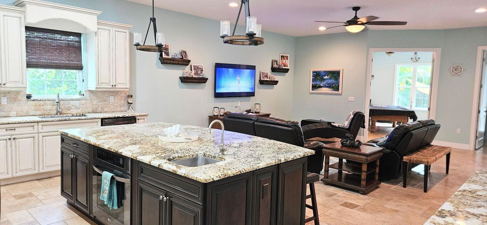 待售: $1,449,000 (4 贝兹, 3 浴室, 3296 平方英尺)