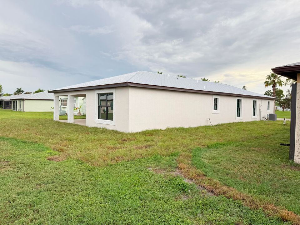 En Venta: $289,000 (3 camas, 2 baños, 1753 Pies cuadrados)