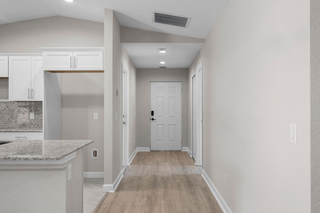 Active With Contract: $315,000 (3 beds, 2 baths, 1753 Square Feet)