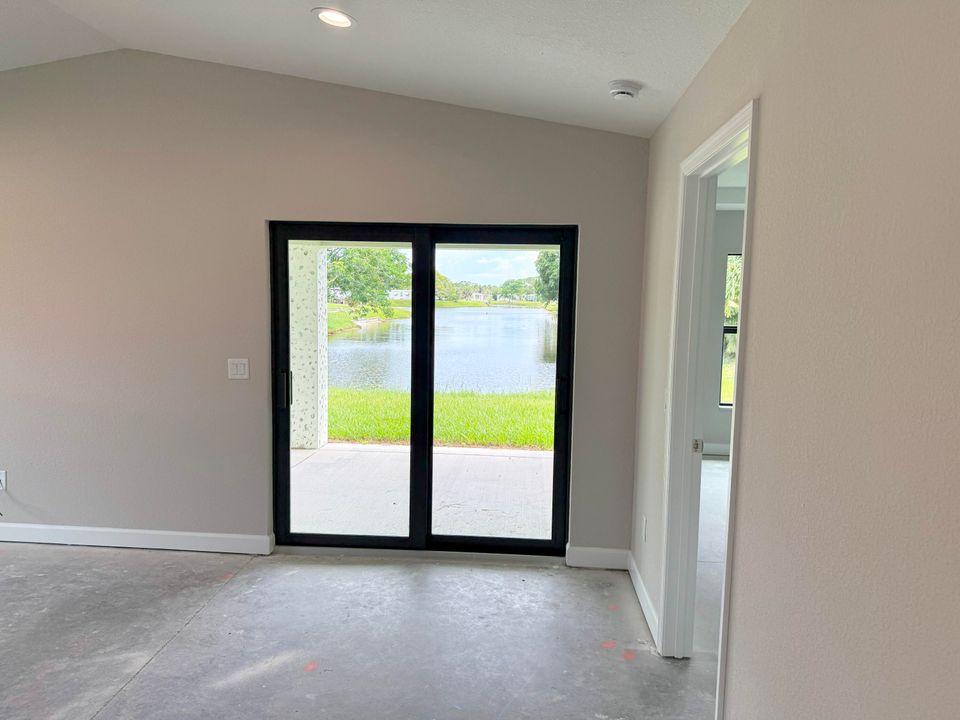 Active With Contract: $315,000 (3 beds, 2 baths, 1753 Square Feet)