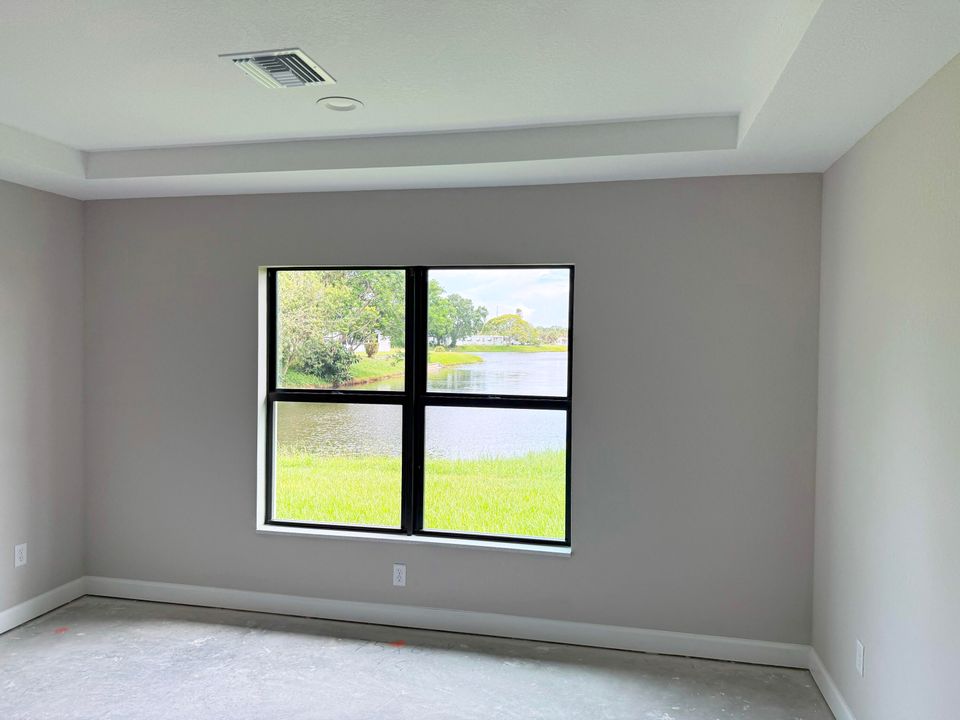 Active With Contract: $315,000 (3 beds, 2 baths, 1753 Square Feet)