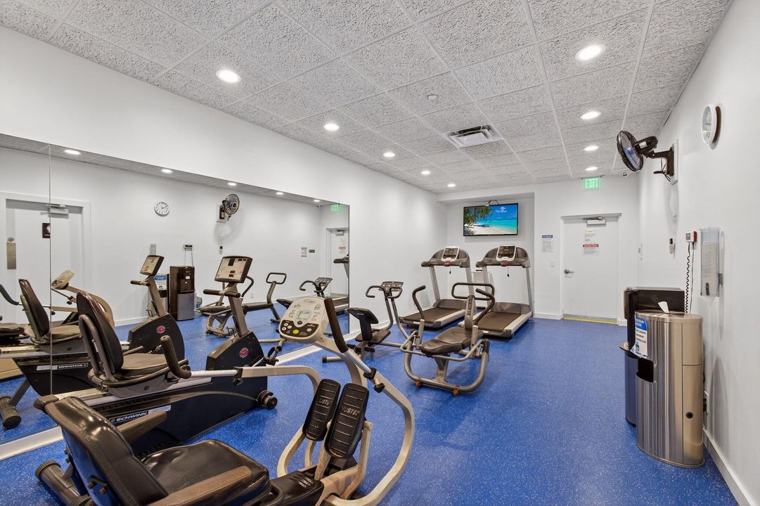 For Sale: $599,000 (2 beds, 2 baths, 1209 Square Feet)