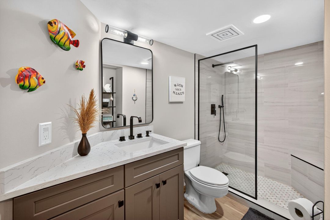 For Sale: $599,000 (2 beds, 2 baths, 1209 Square Feet)