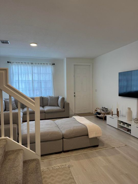 待售: $397,900 (3 贝兹, 2 浴室, 1437 平方英尺)