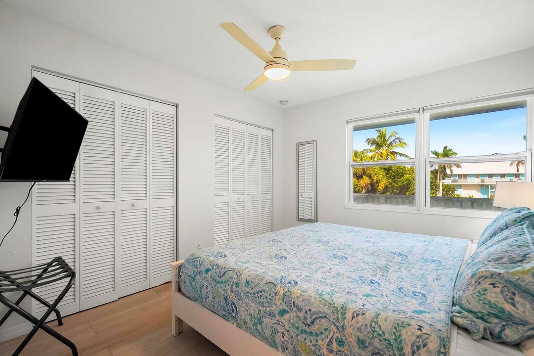 合同活跃: $1,500 (1 贝兹, 1 浴室, 800 平方英尺)