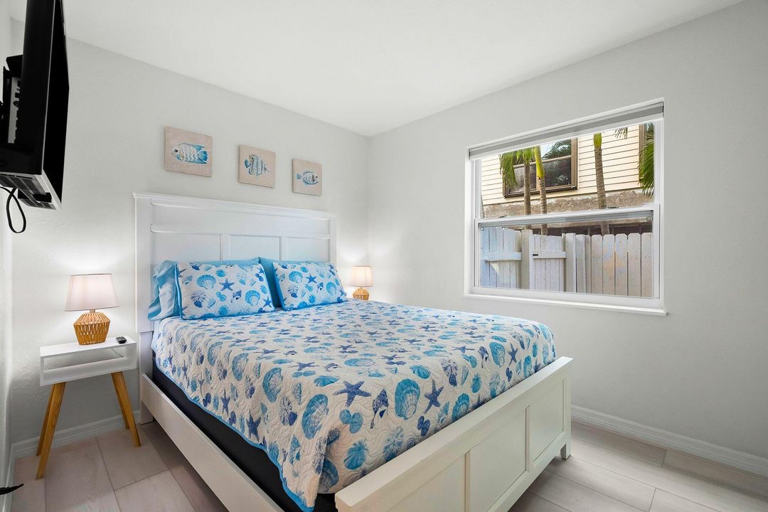 Под контрактом: $1,800 (2 спален, 1 ванн, 1200 Квадратных фут)