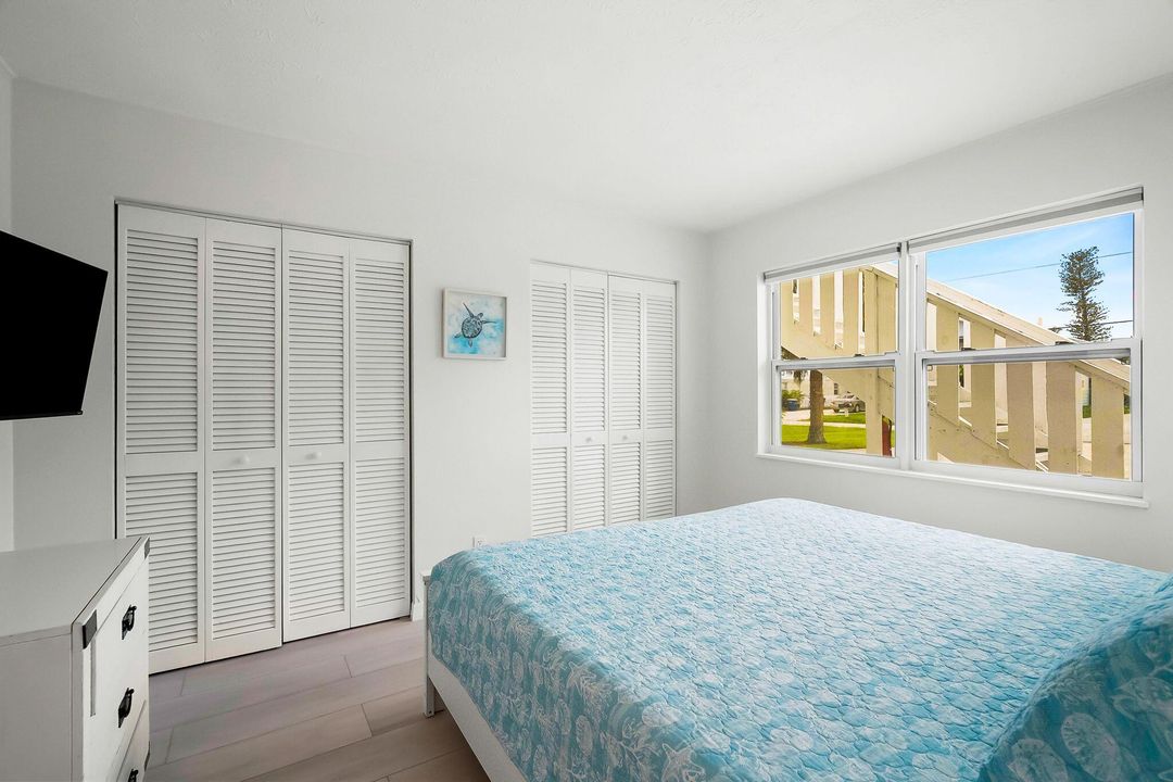 Под контрактом: $1,800 (2 спален, 1 ванн, 1200 Квадратных фут)