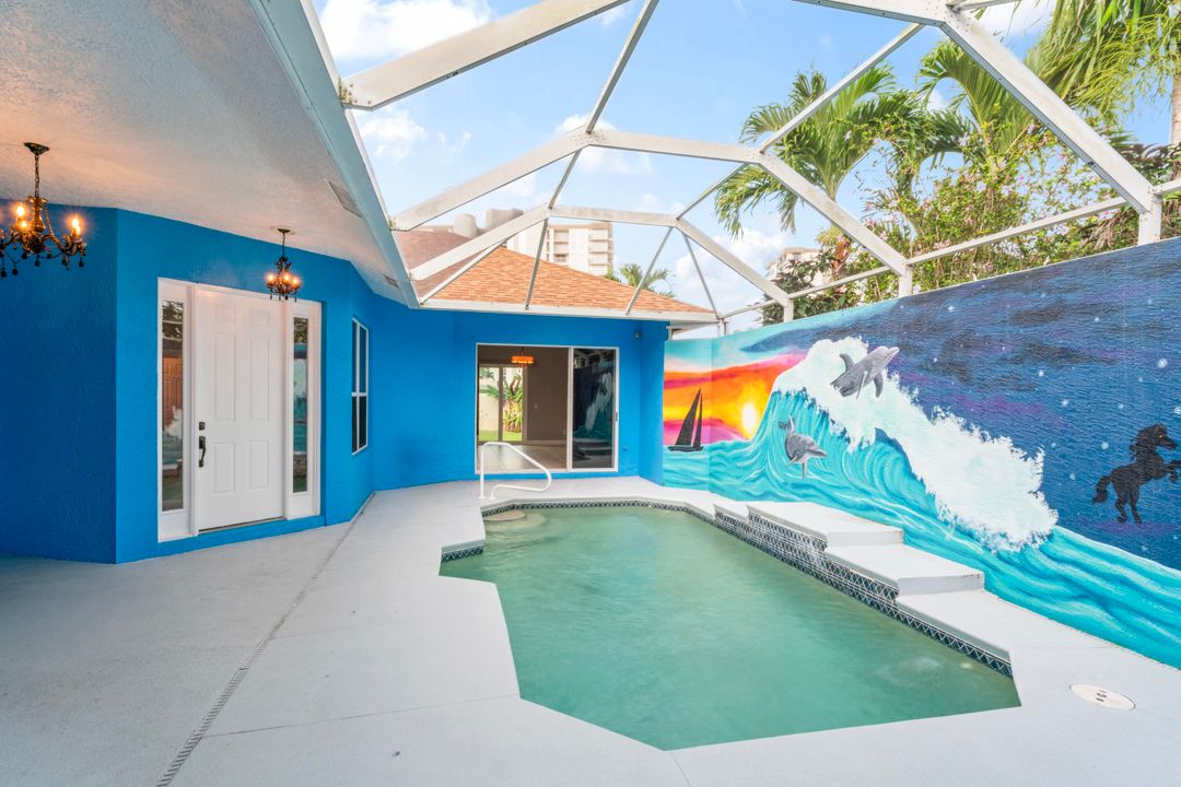 合同活跃: $485,000 (3 贝兹, 3 浴室, 1870 平方英尺)