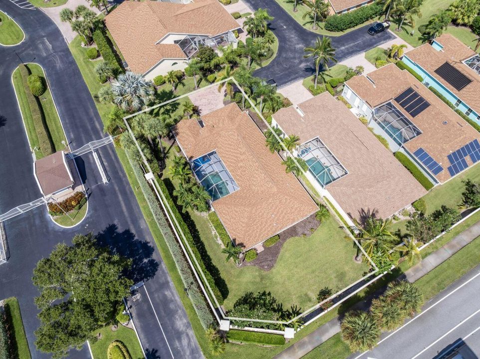 合同活跃: $485,000 (3 贝兹, 3 浴室, 1870 平方英尺)