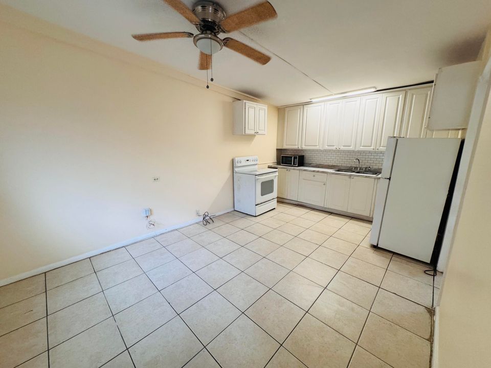 Activo con contrato: $1,575 (1 camas, 1 baños, 475 Pies cuadrados)