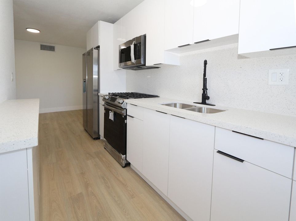 En Venta: $125,000 (1 camas, 1 baños, 836 Pies cuadrados)