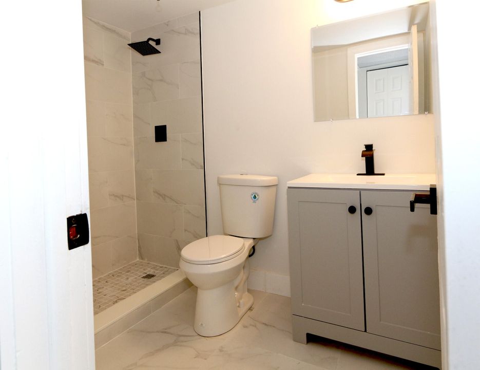 En Venta: $125,000 (1 camas, 1 baños, 836 Pies cuadrados)