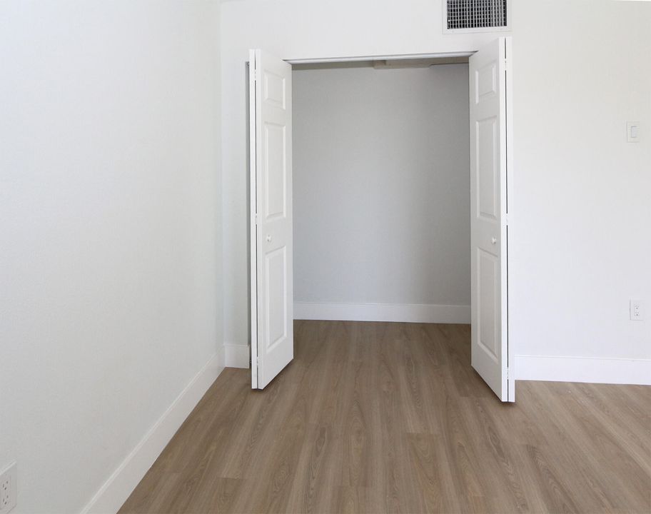 En Venta: $125,000 (1 camas, 1 baños, 836 Pies cuadrados)