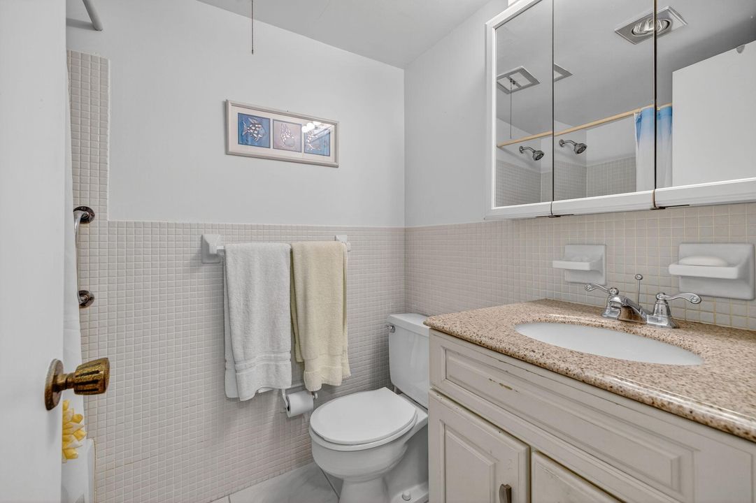 For Sale: $120,000 (1 beds, 1 baths, 650 Square Feet)