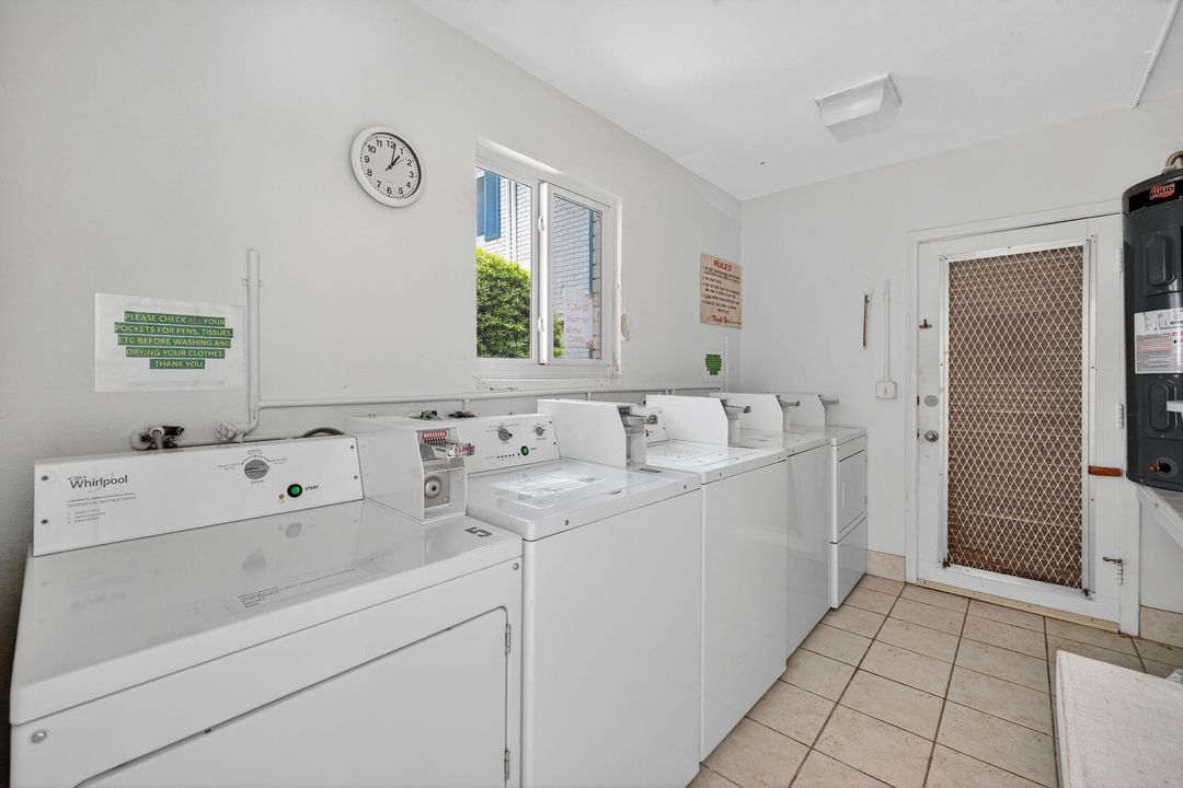 For Sale: $120,000 (1 beds, 1 baths, 650 Square Feet)