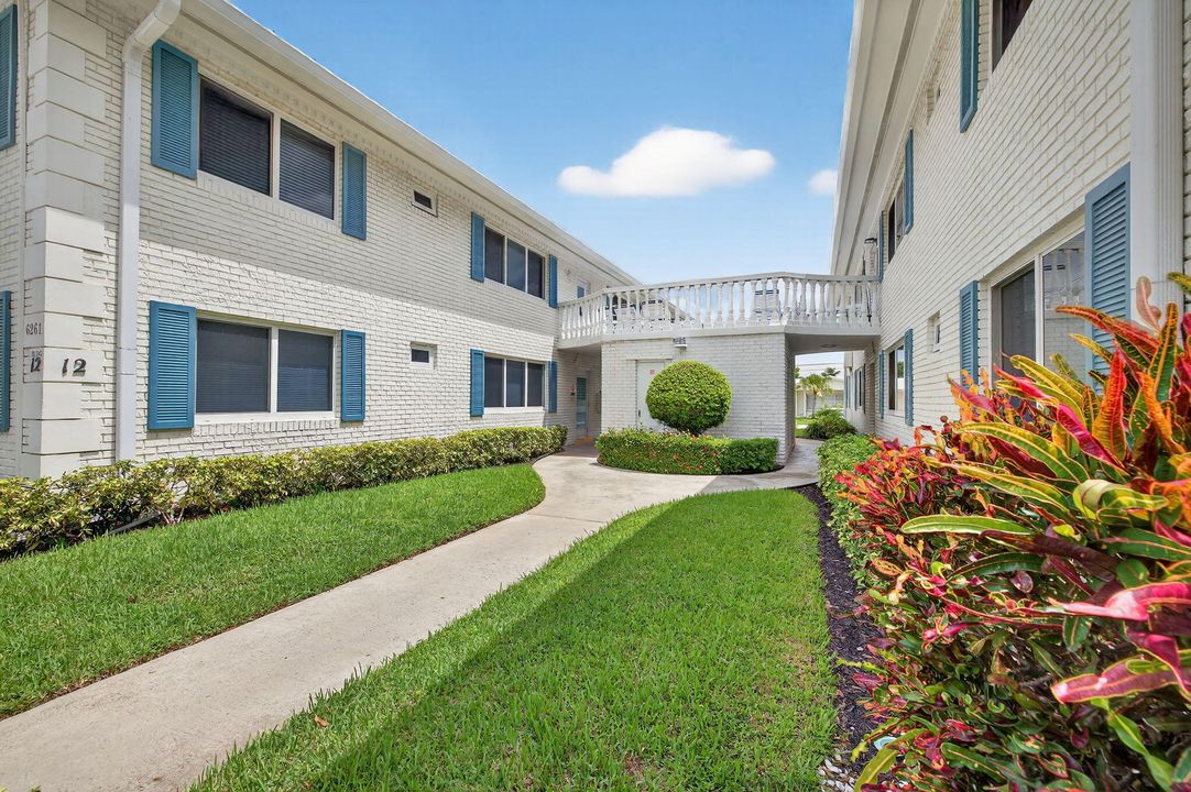 For Sale: $120,000 (1 beds, 1 baths, 650 Square Feet)