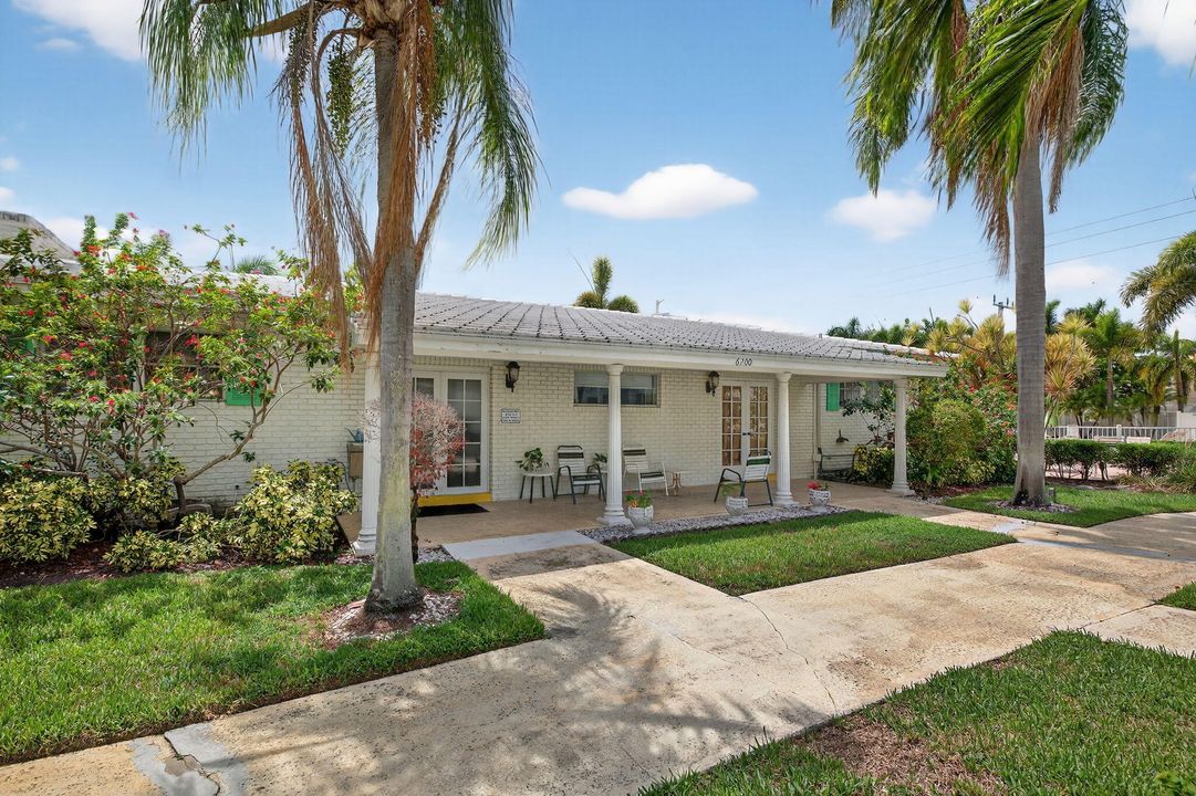 For Sale: $120,000 (1 beds, 1 baths, 650 Square Feet)