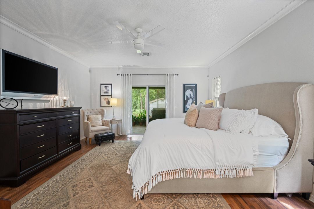 待售: $1,075,000 (5 贝兹, 3 浴室, 2663 平方英尺)