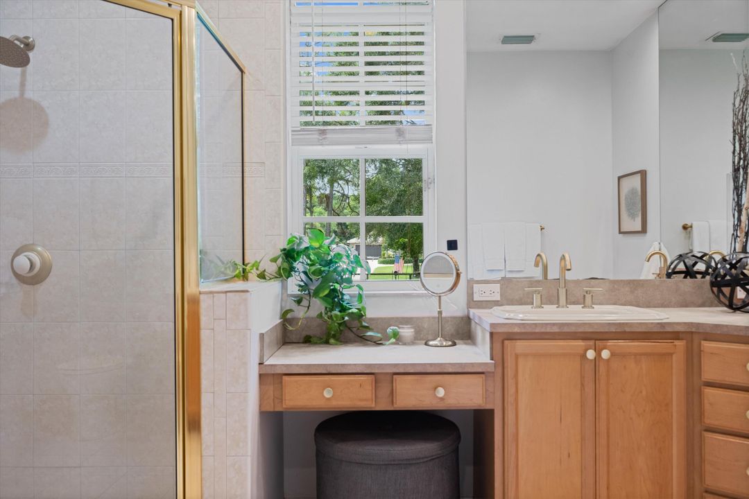 待售: $1,075,000 (5 贝兹, 3 浴室, 2663 平方英尺)