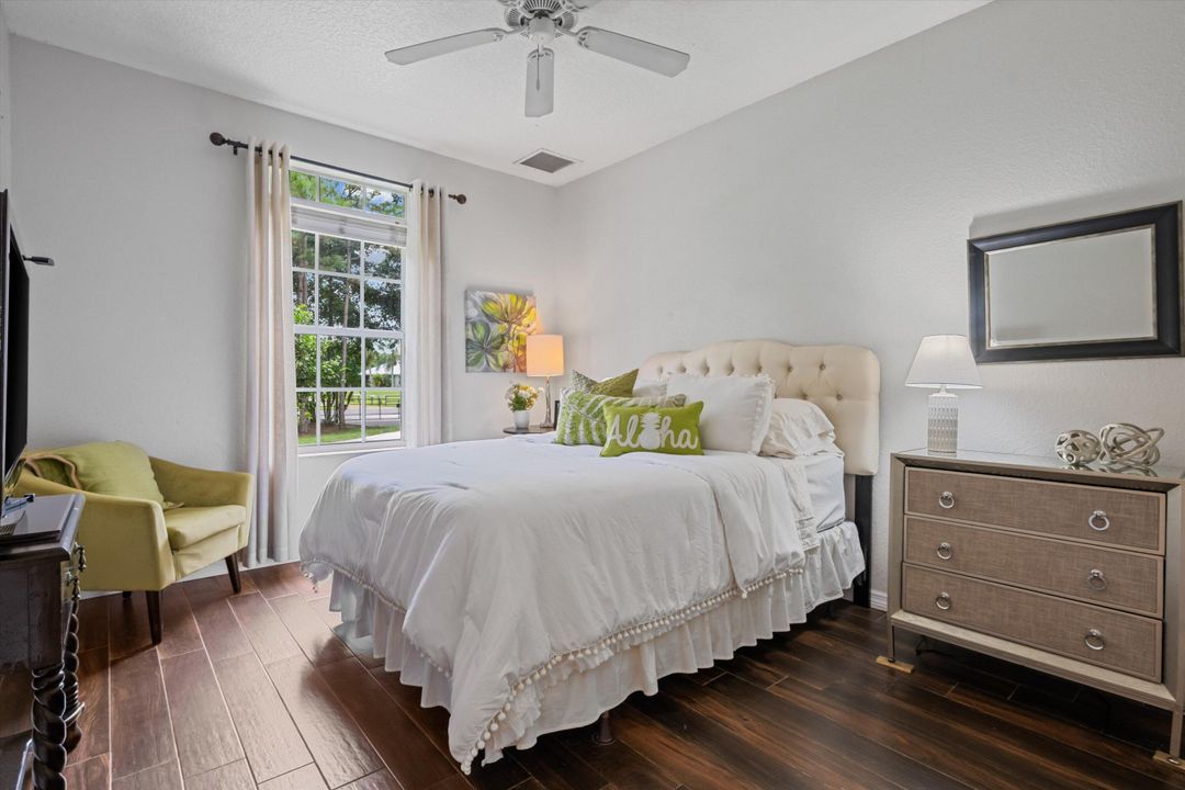 待售: $1,075,000 (5 贝兹, 3 浴室, 2663 平方英尺)