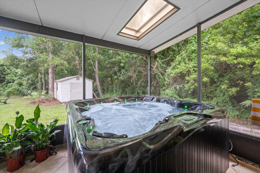 待售: $1,075,000 (5 贝兹, 3 浴室, 2663 平方英尺)