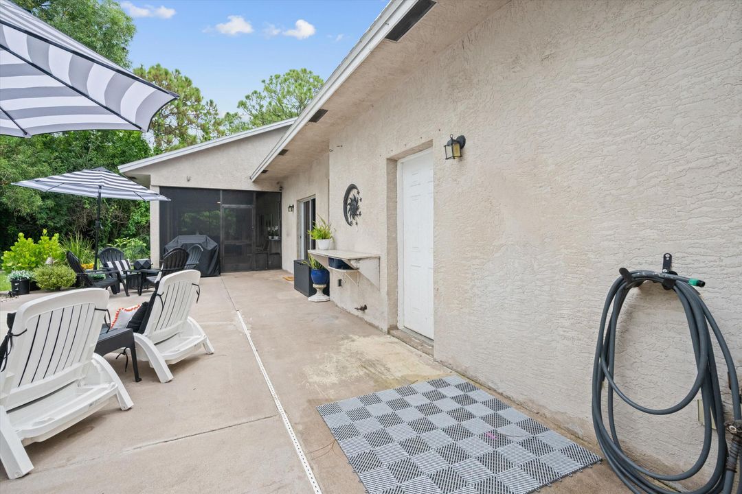 待售: $1,075,000 (5 贝兹, 3 浴室, 2663 平方英尺)