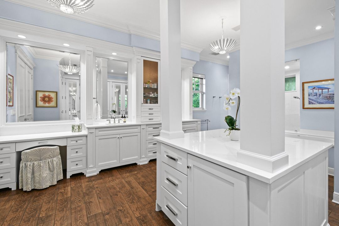 Activo con contrato: $3,200,000 (5 camas, 5 baños, 4814 Pies cuadrados)