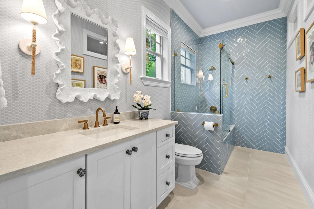 Activo con contrato: $3,200,000 (5 camas, 5 baños, 4814 Pies cuadrados)