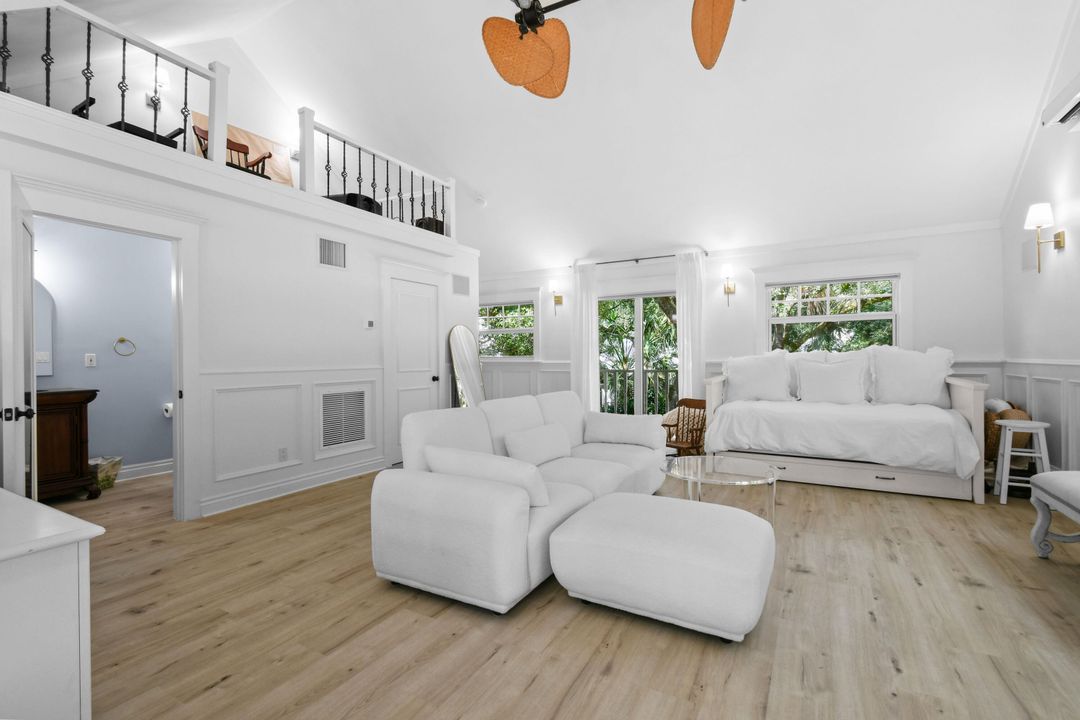 Activo con contrato: $3,200,000 (5 camas, 5 baños, 4814 Pies cuadrados)