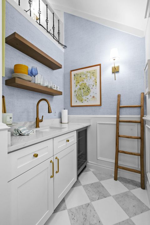 Activo con contrato: $3,200,000 (5 camas, 5 baños, 4814 Pies cuadrados)