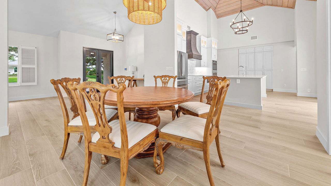 For Sale: $2,350,000 (4 beds, 4 baths, 3053 Square Feet)