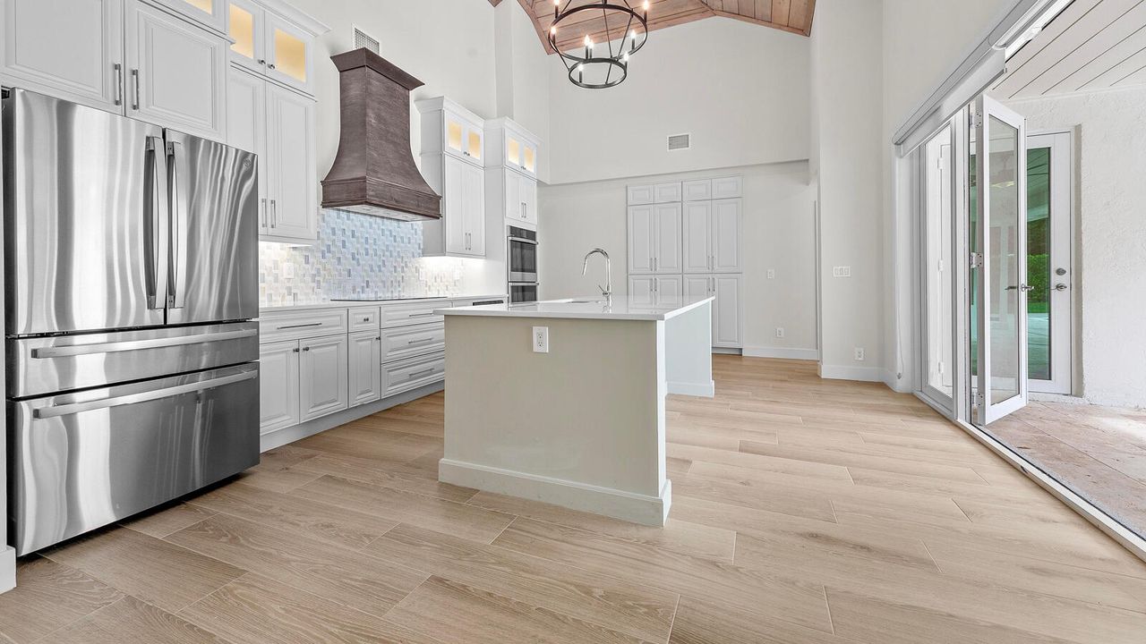 For Sale: $2,350,000 (4 beds, 4 baths, 3053 Square Feet)