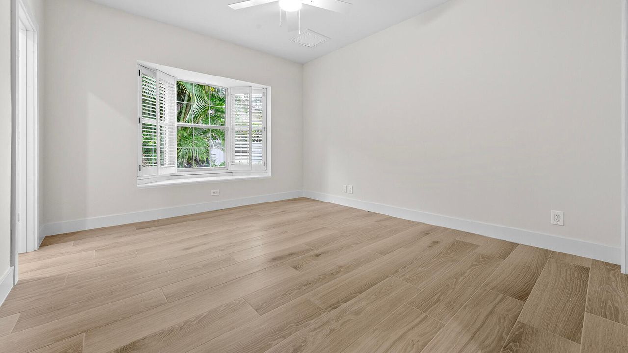 For Sale: $2,350,000 (4 beds, 4 baths, 3053 Square Feet)