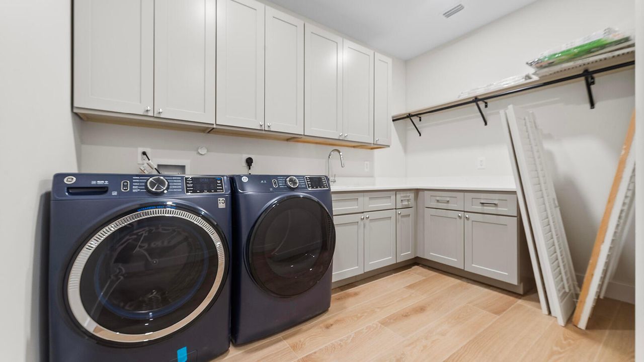 For Sale: $2,350,000 (4 beds, 4 baths, 3053 Square Feet)