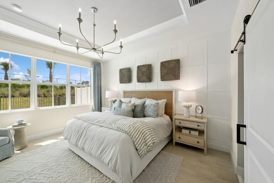 Под контрактом: $395,995 (2 спален, 2 ванн, 1572 Квадратных фут)