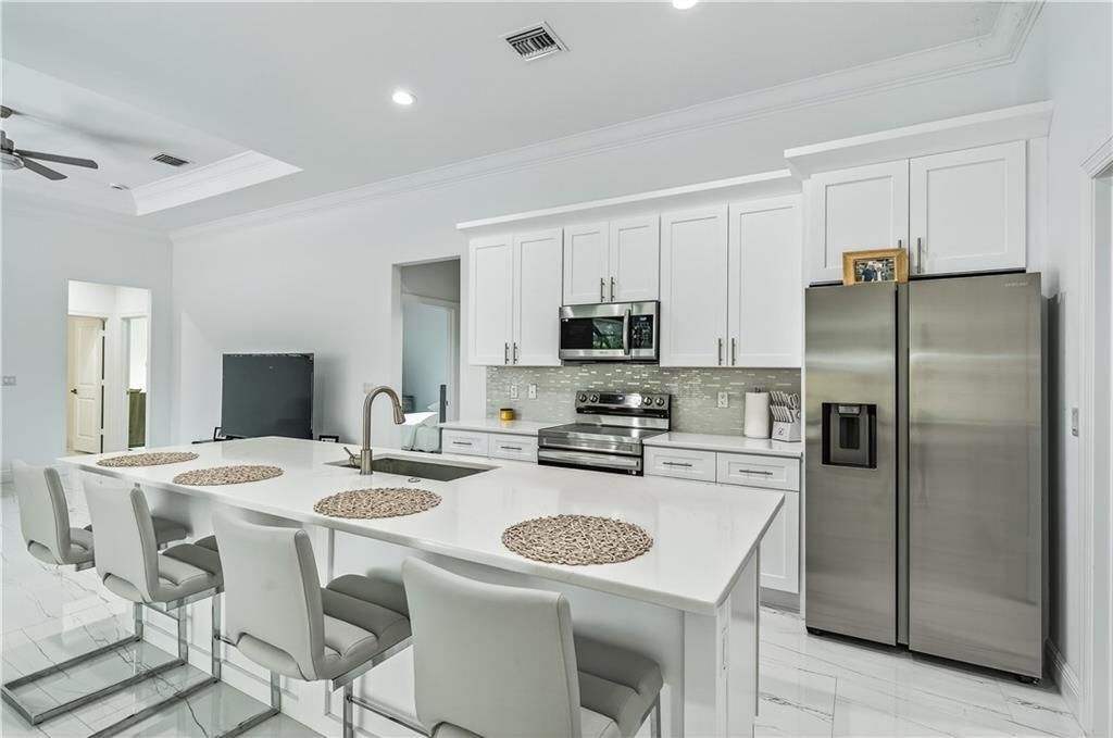 待售: $699,900 (4 贝兹, 3 浴室, 2995 平方英尺)