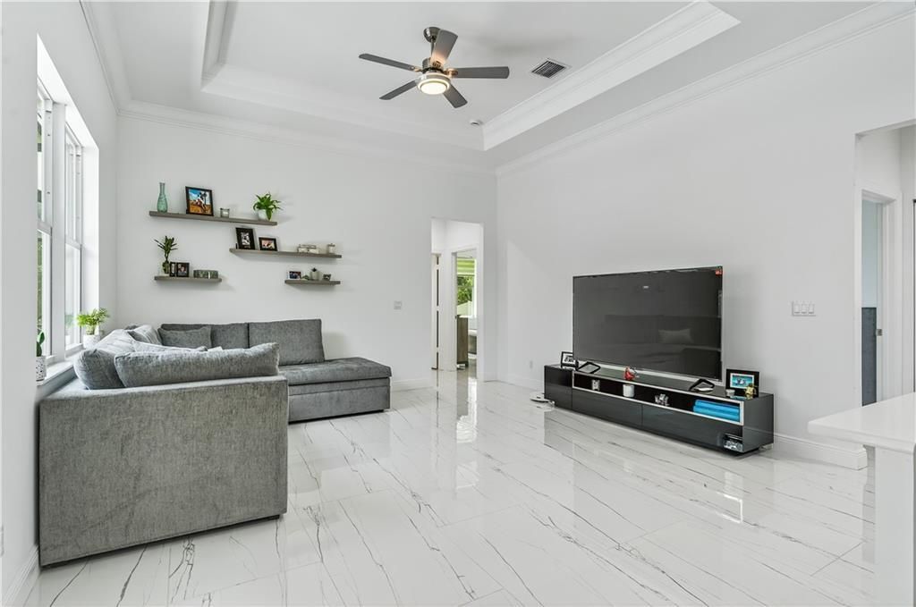 待售: $699,900 (4 贝兹, 3 浴室, 2995 平方英尺)