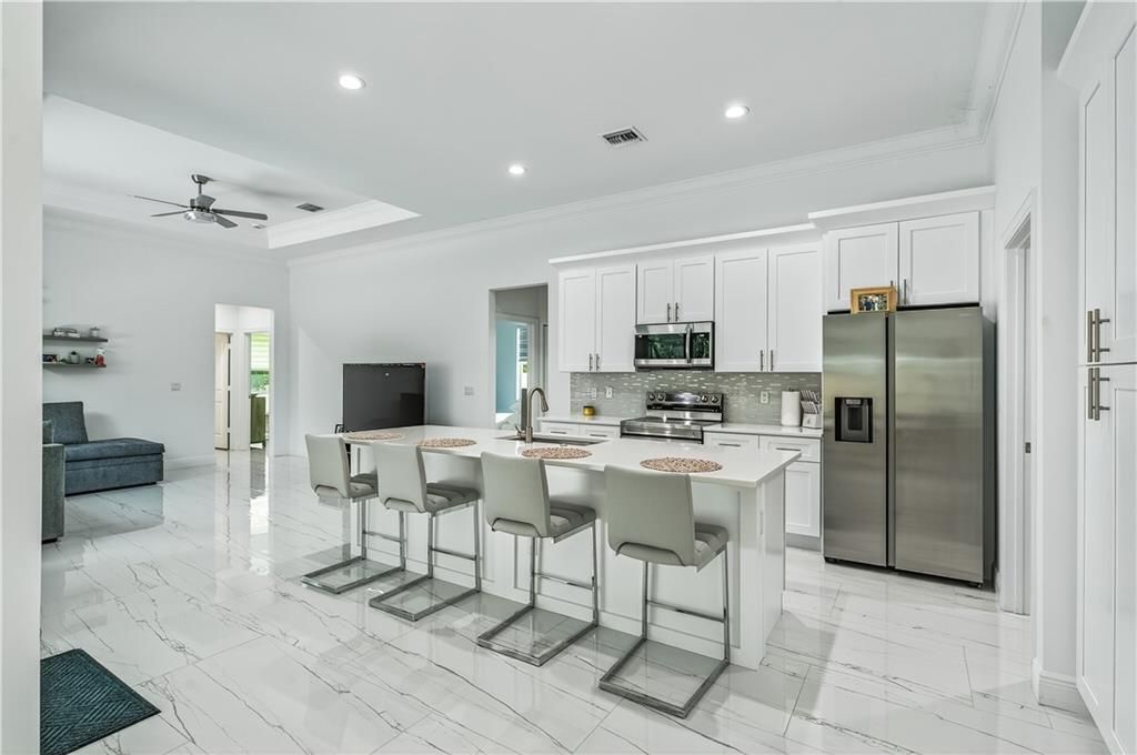 待售: $699,900 (4 贝兹, 3 浴室, 2995 平方英尺)