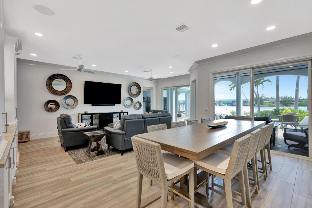 待售: $4,990,000 (6 贝兹, 4 浴室, 5200 平方英尺)