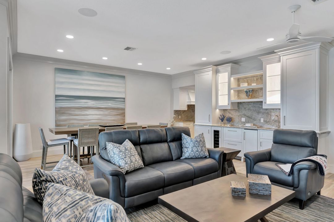 待售: $4,990,000 (6 贝兹, 4 浴室, 5200 平方英尺)