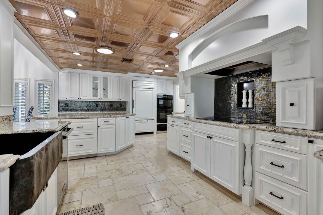 待售: $4,990,000 (6 贝兹, 4 浴室, 5200 平方英尺)