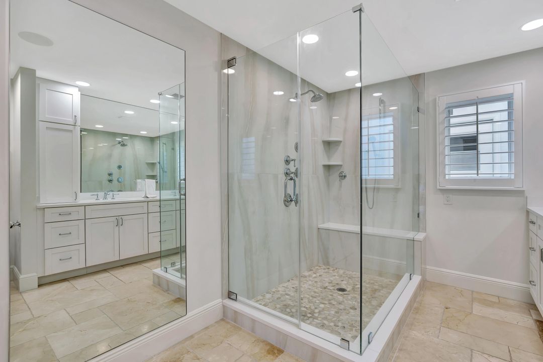 待售: $4,990,000 (6 贝兹, 4 浴室, 5200 平方英尺)