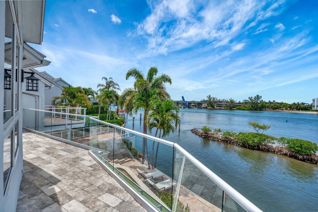 待售: $4,990,000 (6 贝兹, 4 浴室, 5200 平方英尺)