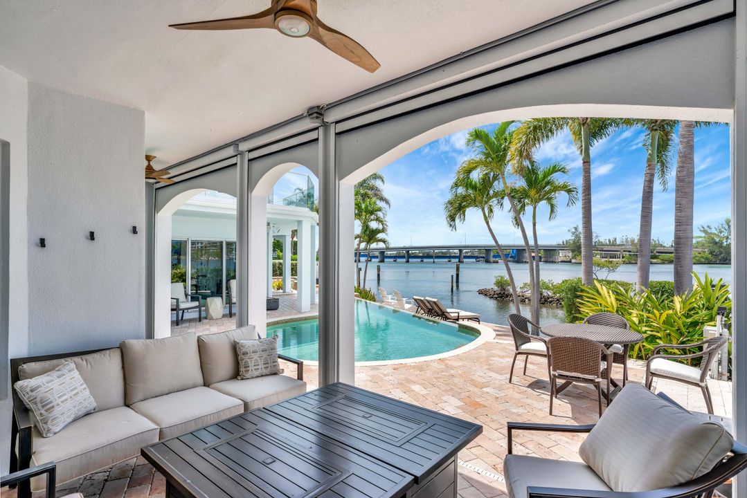 待售: $4,990,000 (6 贝兹, 4 浴室, 5200 平方英尺)