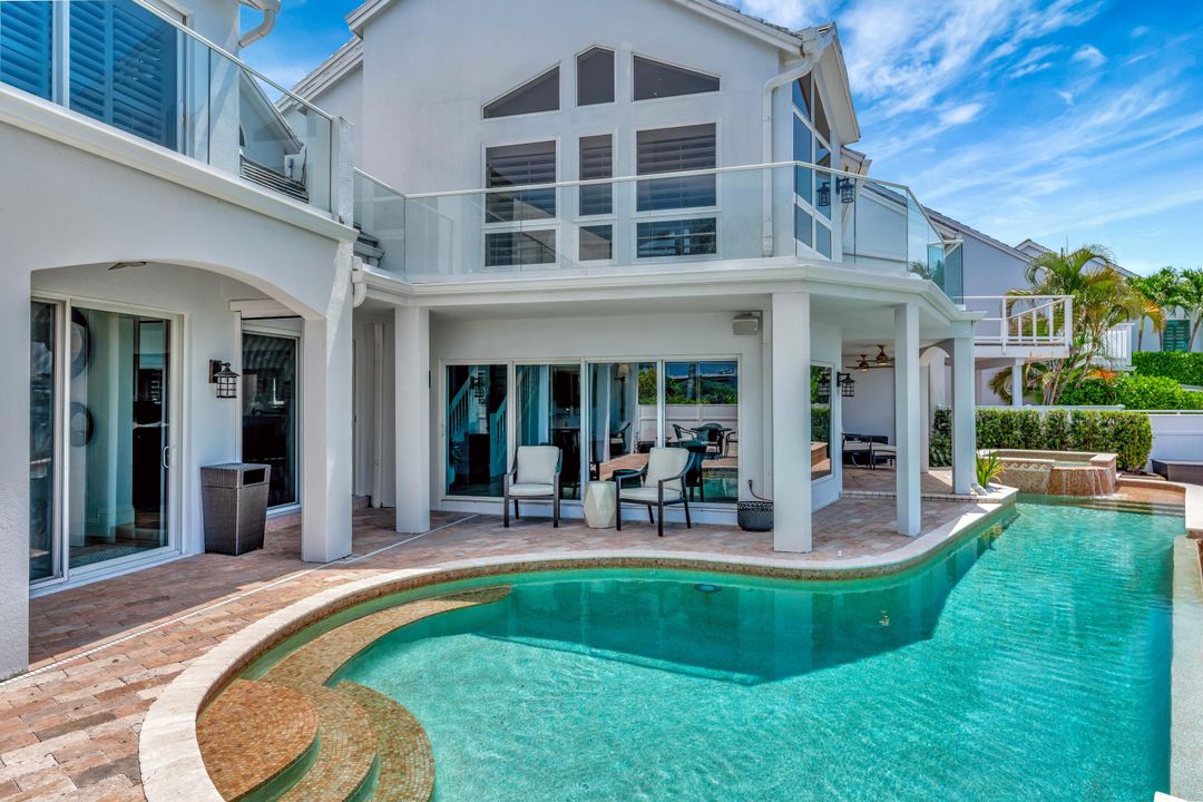 待售: $4,990,000 (6 贝兹, 4 浴室, 5200 平方英尺)