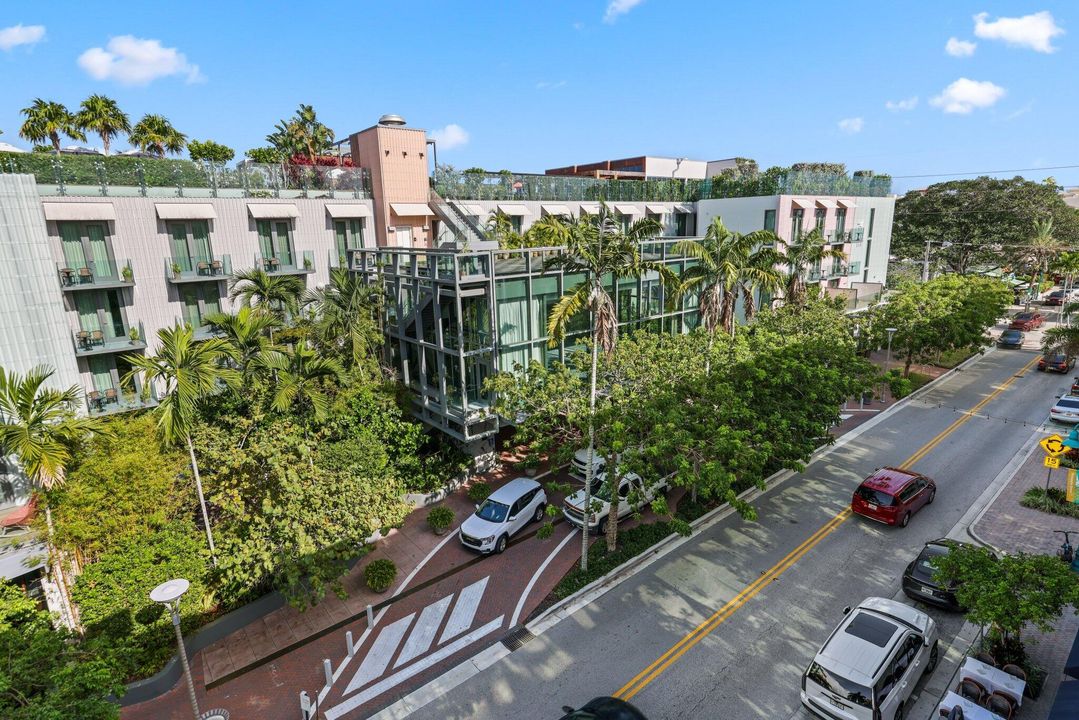 Active With Contract: $1,599,900 (2 beds, 2 baths, 2153 Square Feet)