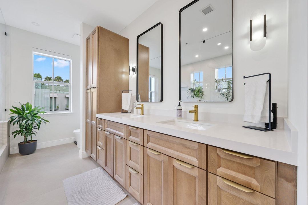 Active With Contract: $1,599,900 (2 beds, 2 baths, 2153 Square Feet)