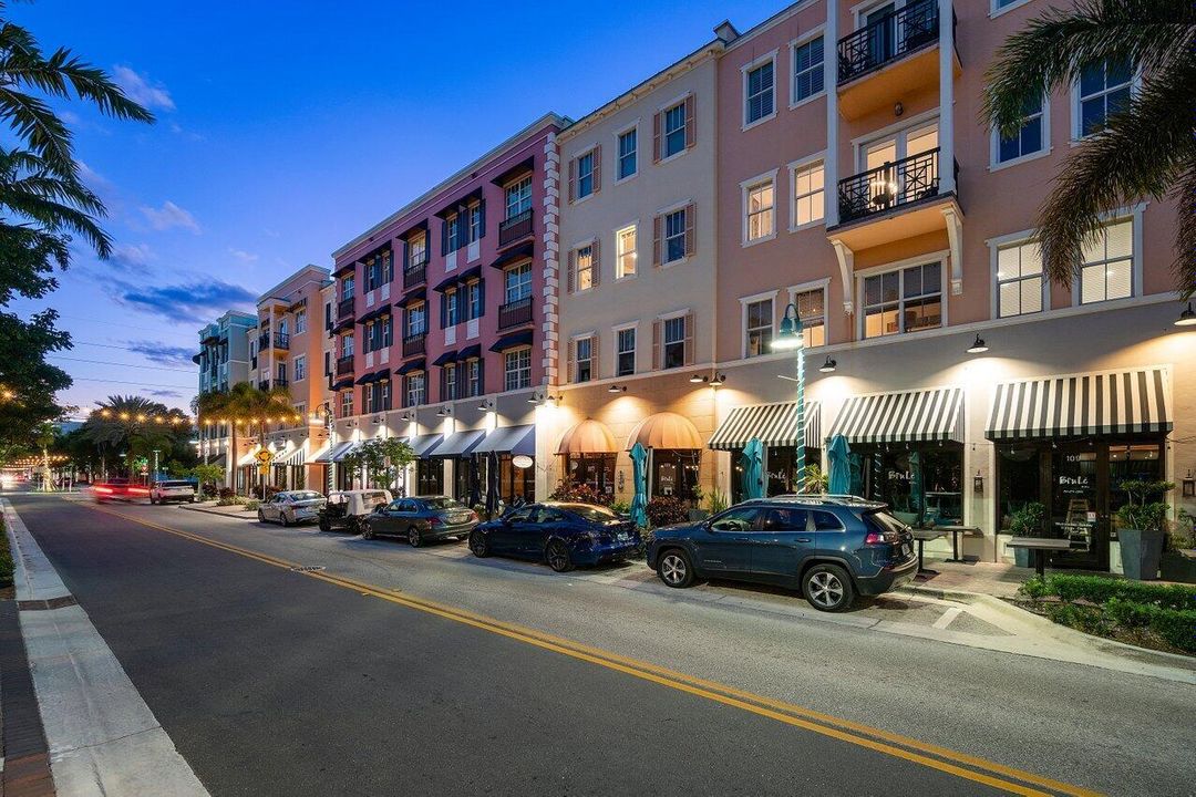 Active With Contract: $1,599,900 (2 beds, 2 baths, 2153 Square Feet)