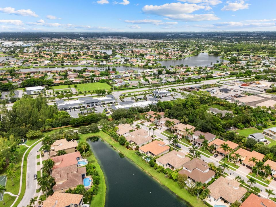 For Sale: $1,100,000 (5 beds, 4 baths, 4179 Square Feet)